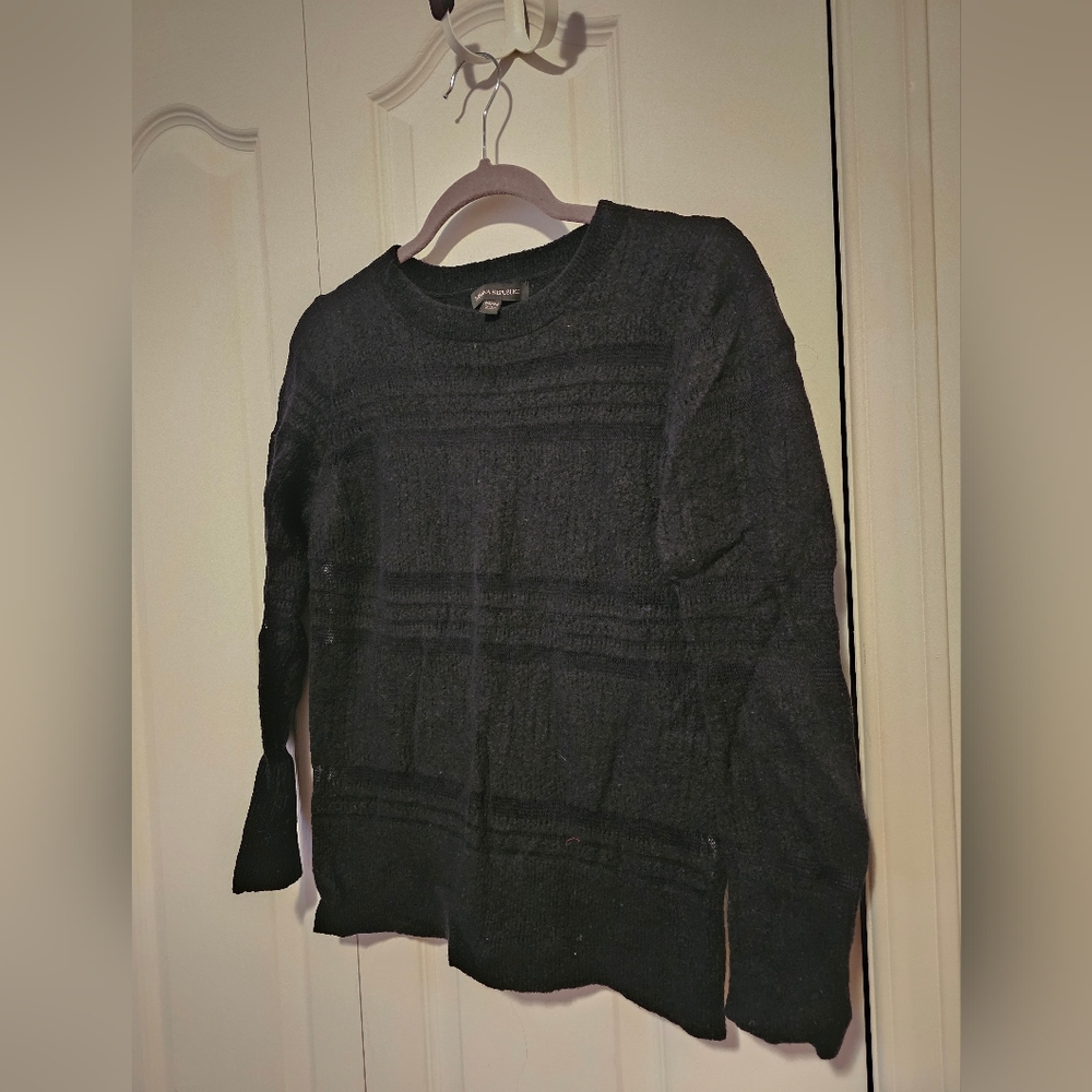 Banana Republic sweater - Picture 1 of 3